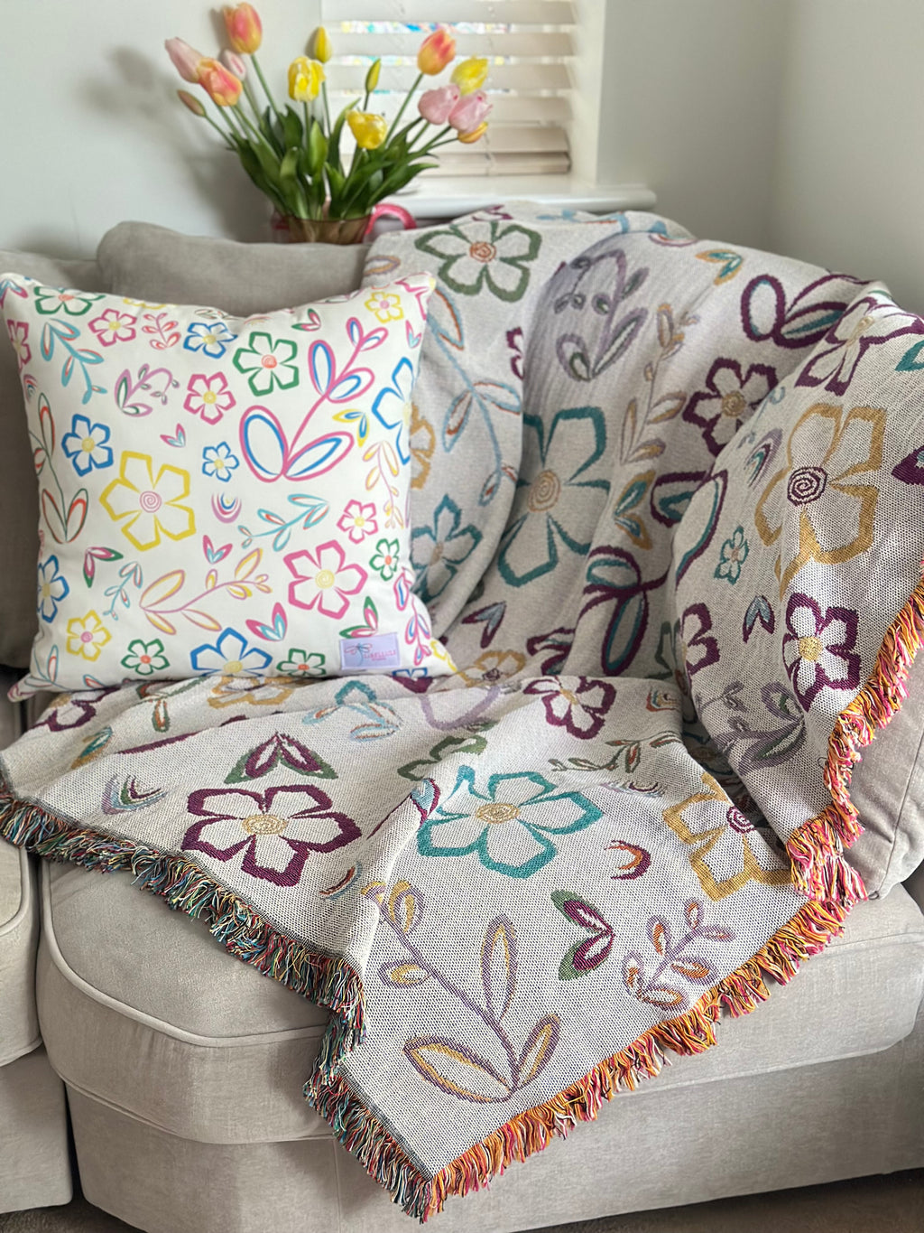 Full Bloom Woven Throw